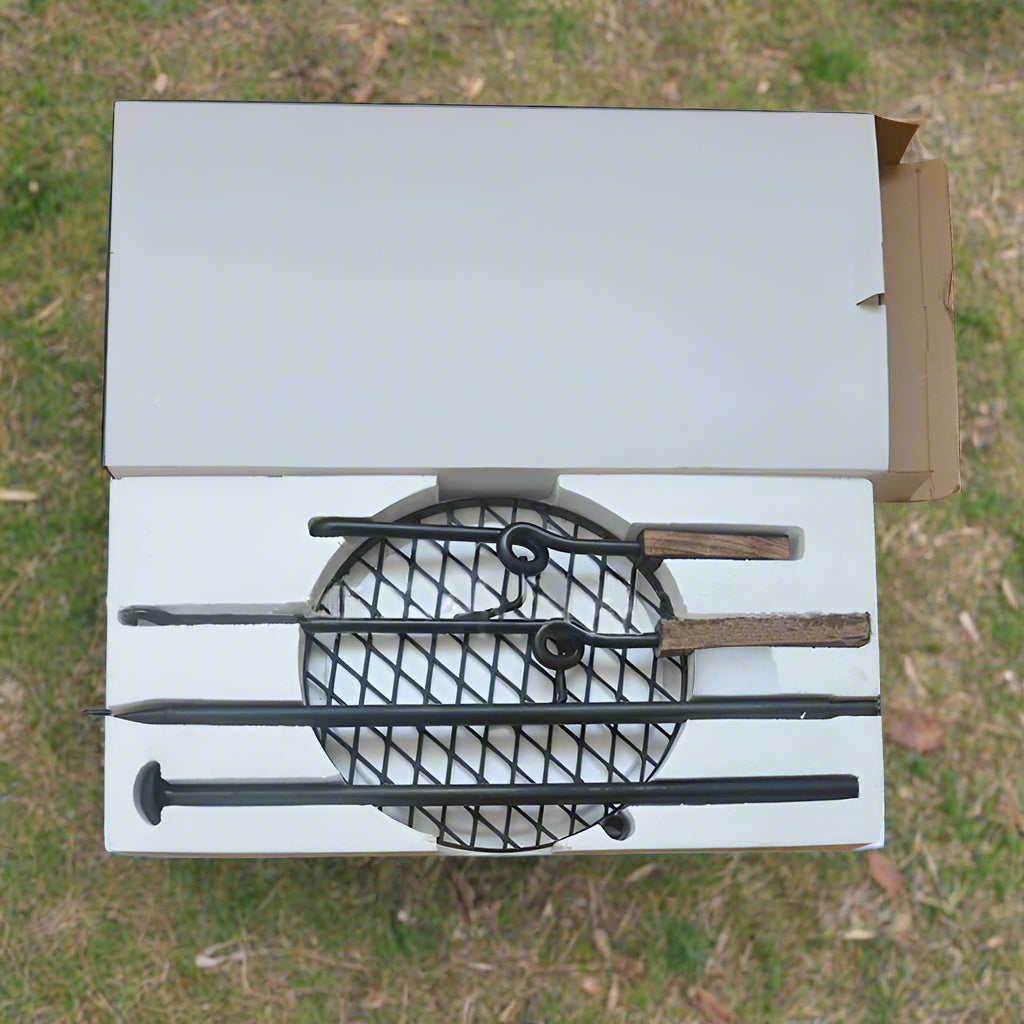 Adjustable steel swivel campfire grill over open fire
16513 outdoor BBQ fire pit cooking grate with stake
Black powder-coated swivel grill for camping and outdoor cooking