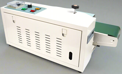 Commercial band sealer with conveyor – front view

Food bag sealing machine with print feature

Industrial automatic sealer in green

FR880 band sealer machine close-up