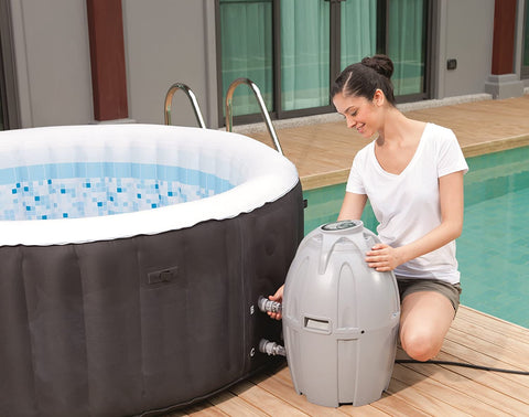 Bestway Miami Inflatable Spa – 4 person setup
Interior view of 4-person Bestway hot tub
User relaxing in Bestway Miami inflatable hot tub
Digital control panel of Bestway spa 3182021
Top-down view of Bestway 3182021 bubble spa