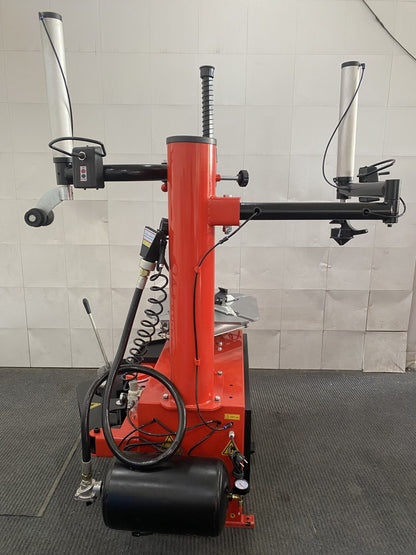 Blue Viper FT380 Tire Changer with Dual Assist Arms

Heavy-Duty Tire Changer Machine with Bead Blaster

Truck-Ready FT380 Tire Changer Quick Inflate System

Professional Auto Shop Tire Machine – Blue Viper FT380