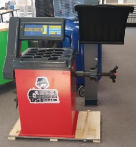 Blue Viper WB100 digital tire wheel balancer – precision machine for auto shops
High-precision tire balancing machine with digital sensor and calibration – WB100