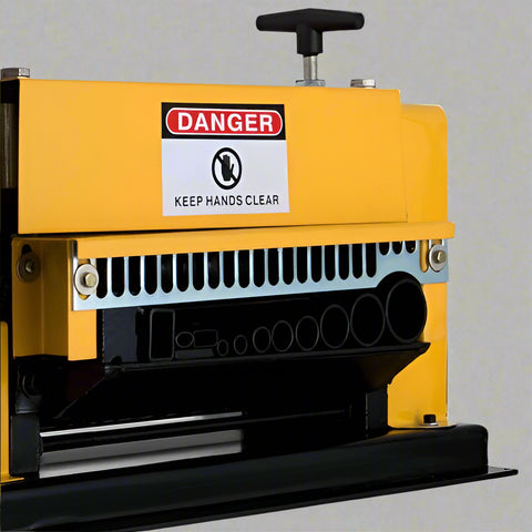 “AWS35 electric copper wire stripper in yellow housing”

“Heavy-duty wire stripping machine for scrap recycling”

“110V cable stripper for copper and aluminum wires”