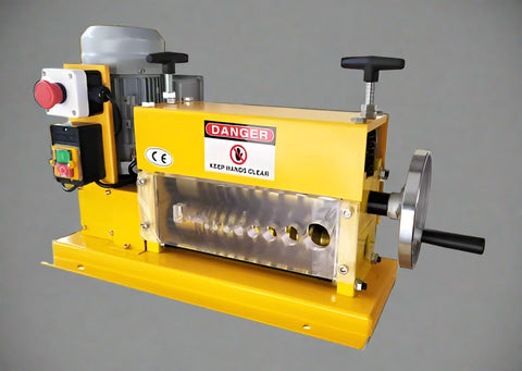 “AWS35 electric copper wire stripper in yellow housing”

“Heavy-duty wire stripping machine for scrap recycling”

“110V cable stripper for copper and aluminum wires”