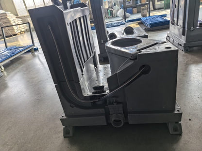 “Deluxe outdoor portable toilet with built-in sink”

“390L waste tank portable toilet for job sites and events”

“Portable flush toilet with handwashing station”

“Full-seat porta potty with sink and ventilation panel”