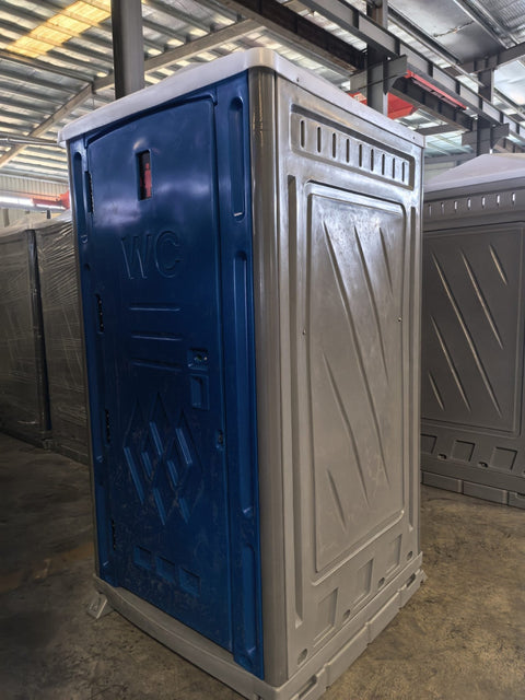 “Deluxe outdoor portable toilet with built-in sink”

“390L waste tank portable toilet for job sites and events”

“Portable flush toilet with handwashing station”

“Full-seat porta potty with sink and ventilation panel”