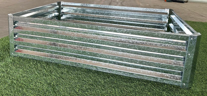 Galvanized Rectangle Raised Garden Bed for Outdoor Growing

Rust-Resistant Metal Planter Box for Vegetables and Herbs

Durable Outdoor Garden Bed for Backyard Gardening