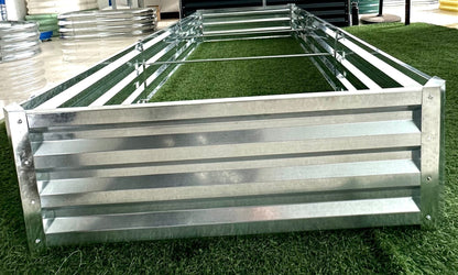 Galvanized Rectangle Raised Garden Bed for Outdoor Growing

Rust-Resistant Metal Planter Box for Vegetables and Herbs

Durable Outdoor Garden Bed for Backyard Gardening