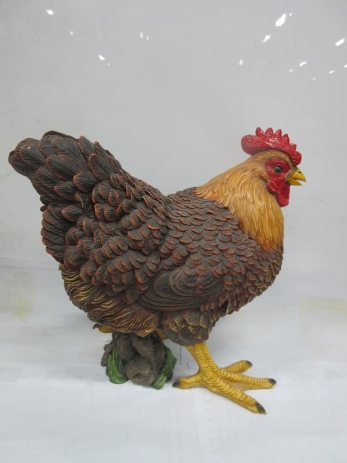 Hand-painted chicken hen statue for garden
Lifelike resin chicken sculpture for patio or porch
Rustic farmhouse garden chicken decoration