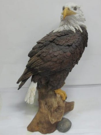 Resin eagle statue for garden and indoor display – lifelike design
Hand-painted patriotic eagle sculpture with durable resin
Majestic outdoor bird décor – eagle statue for yard or patio