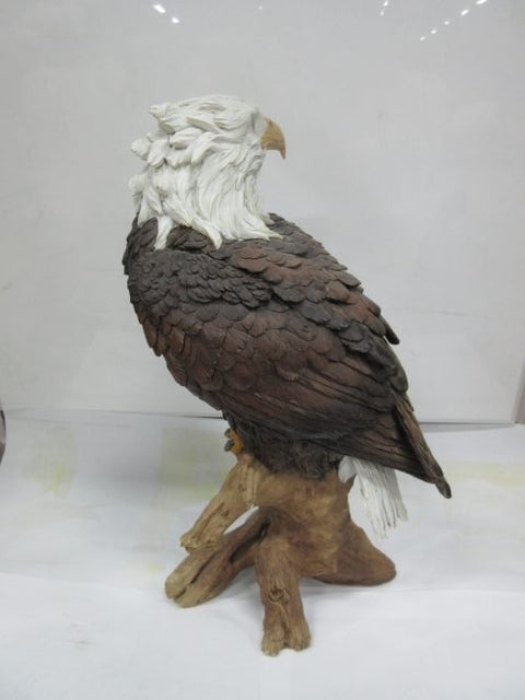 Resin eagle statue for garden and indoor display – lifelike design
Hand-painted patriotic eagle sculpture with durable resin
Majestic outdoor bird décor – eagle statue for yard or patio