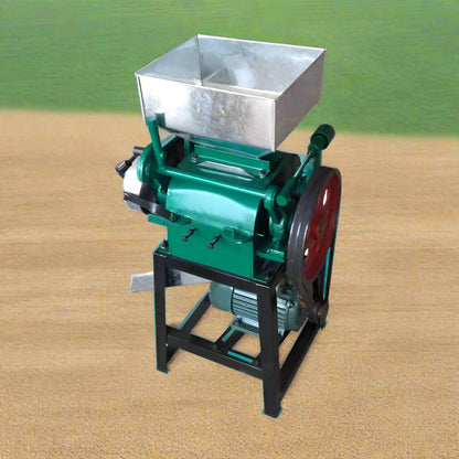 Heavy-duty grain milling machine with hopper and roller
Industrial grain roller for feed and brewing use
750 lbs/hour grain processing equipment with green body
Grain flattener roller mill with durable steel construction