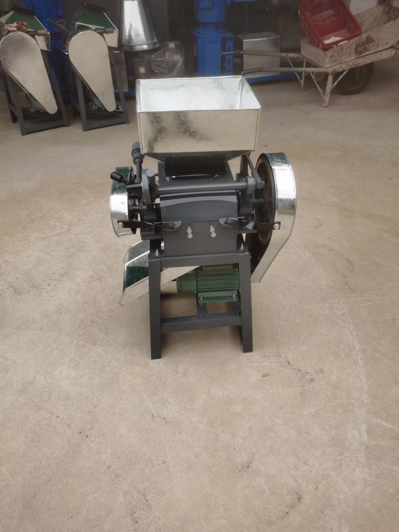 New Grain Flattening Milling Rolling Machine – 750 lbs/hour Output – Heavy - Duty Grain Processor – SKU 11218 - with 300 KG/HR – 2.2kW Motor (Model 12 - 20) | Sold by Uncle Wiener's Wholesale