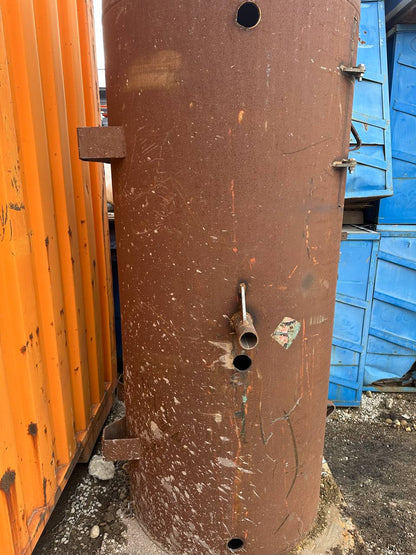 “7.5 ft tall steel garbage incinerator with vent stack”

“Industrial burn drum with hinged loading door”

“outdoor incinerator barrel for yard waste and brush”

“heavy-duty steel burn barrel for farm or construction”

“pre-weathered rust-patina waste disposal drum”

