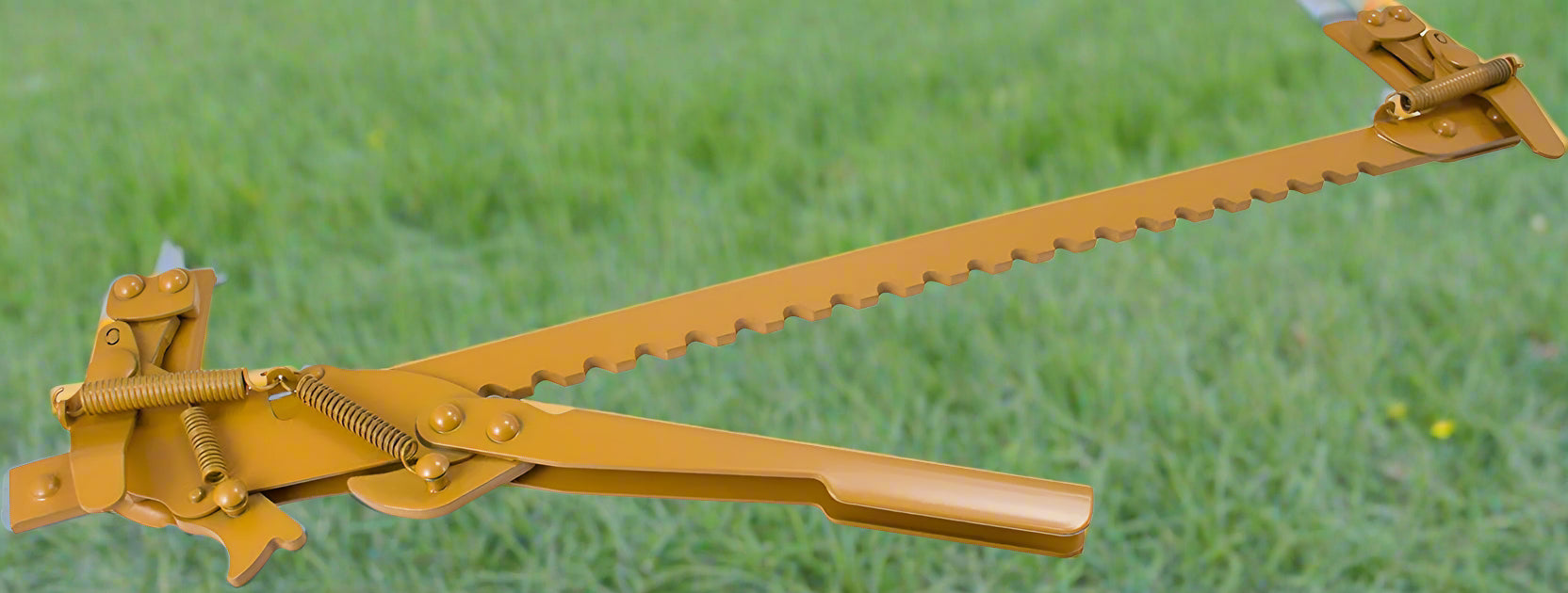 Lainsan 405 yellow fence puller on grass
Close-up of ratcheting bar and wire grip
Fence wire tension tool in action
Splicer tool used for farm fencing
Heavy-duty steel construction of fence puller