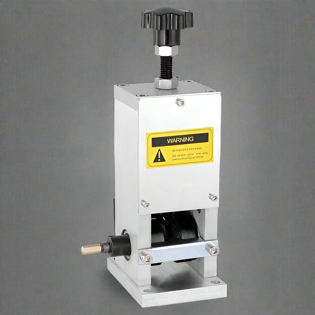 “Manual copper wire stripping machine – hand crank view”

“MWS25 wire stripper with included tools”

“Aluminum wire stripping tool for 1.5–25mm wires”

“Portable scrap wire stripper mounted on bench”