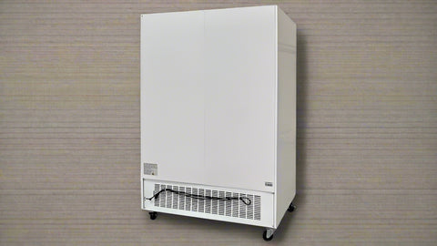 “Siebel G258BMF 2-door black commercial fridge with glass display”

“Interior of LED-lit commercial merchandiser refrigerator”

“Double door beverage cooler for retail and foodservice”

“Adjustable shelving in commercial fridge with aluminum interior”

“Refrigerator with wheels and top-mounted compressor”