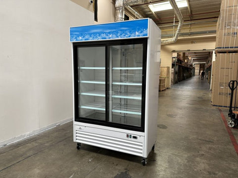 “Siebel G258BMF 2-door black commercial fridge with glass display”

“Interior of LED-lit commercial merchandiser refrigerator”

“Double door beverage cooler for retail and foodservice”

“Adjustable shelving in commercial fridge with aluminum interior”

“Refrigerator with wheels and top-mounted compressor”