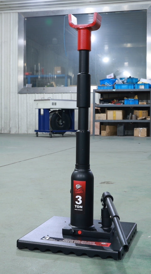 Heavy-Duty Off-Road 3 Ton Bottle Jack on Dirt Surface

Manual Bottle Jack for Off-Road Vehicle Lifting

Portable 3 Ton Off-Road Jack for Trucks and SUVs

Wide Base Off-Road Bottle Jack TH903008

Black and Red Heavy-Duty Off-Road Jack in Use

