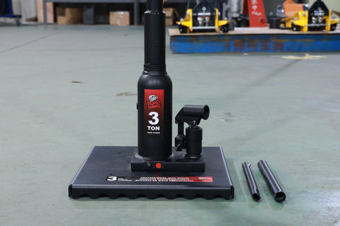 Heavy-Duty Off-Road 3 Ton Bottle Jack on Dirt Surface

Manual Bottle Jack for Off-Road Vehicle Lifting

Portable 3 Ton Off-Road Jack for Trucks and SUVs

Wide Base Off-Road Bottle Jack TH903008

Black and Red Heavy-Duty Off-Road Jack in Use

