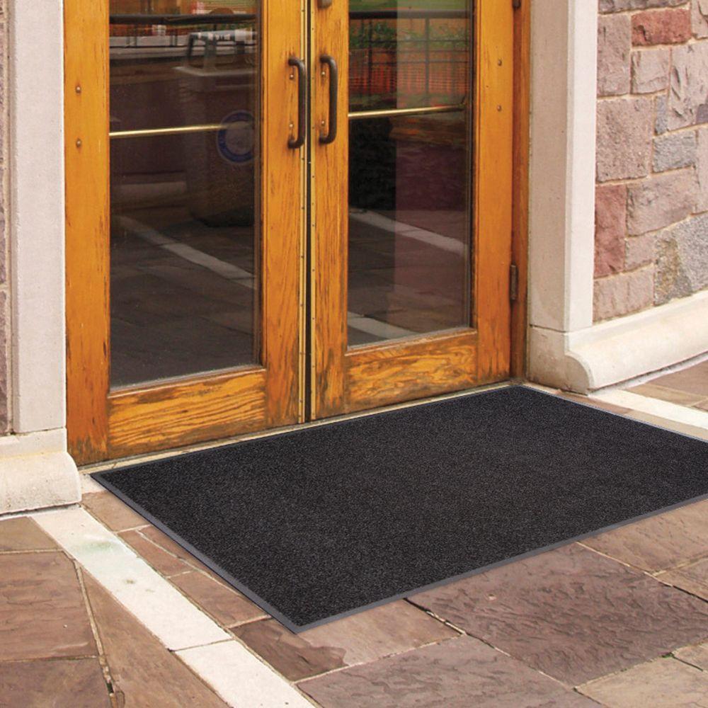 Heavy-duty commercial rubber entrance mat for outdoor use

Textured black rubber doormat for front doors

Non-slip ribbed door mat in high-traffic area

Durable rubber mat used at office entryway

Multiple size rubber mats for commercial buildings