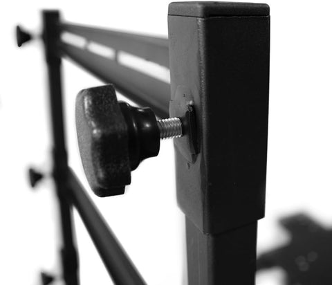 Racing simulator seat with adjustable wheel stand – full setup

Ergonomic racing chair with monitor and pedal mount

Side view of Logitech-compatible racing cockpit

Foldable racing simulator frame – steel construction

Adjustable steering wheel and pedal mount close-up