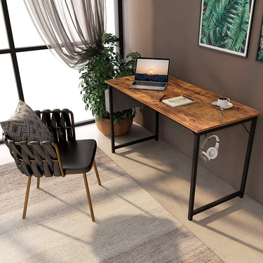 Rustic industrial computer desk with metal frame and storage hook – TLD003
Compact wood top desk with bag holder and steel legs – Model TLD003