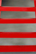 Red 5-ton hydraulic car lift ramps side view
Heavy-duty steel ramps with hydraulic system
Close-up of car tire on lift ramp for maintenance
Extended length car ramps for low-profile vehicles
Pair of hydraulic vehicle ramps for garage use