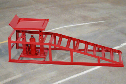 Red 5-ton hydraulic car lift ramps side view
Heavy-duty steel ramps with hydraulic system
Close-up of car tire on lift ramp for maintenance
Extended length car ramps for low-profile vehicles
Pair of hydraulic vehicle ramps for garage use