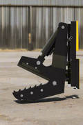 Rotating tree shear attachment mounted on skid steer
Side view of 965091 rotating tree cutter
Shear in upright rotation position
Hydraulic tree shear close-up view
965091 skid steer forestry attachment