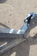 Skid steer with PHA1502C PTO adapter mounted
Close-up of hydraulic 3-point PTO adapter connection
Adjustable width 3-point hitch arms
Rear view of PTO output shaft on PHA1502C