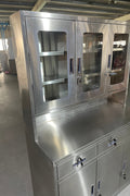 Stainless steel utility storage cabinet front view

Double-door steel cabinet with locking system

Internal shelves in garage tool locker

Heavy-duty stainless cabinet side angle

Commercial-grade storage cabinet in workshop