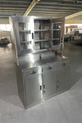 Stainless steel utility storage cabinet front view

Double-door steel cabinet with locking system

Internal shelves in garage tool locker

Heavy-duty stainless cabinet side angle

Commercial-grade storage cabinet in workshop