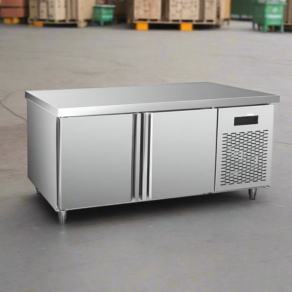 Stainless steel undercounter fridge freezer workbench with dual doors
Commercial 400L fridge freezer with prep surface
Undercounter dual temperature fridge freezer for restaurants
