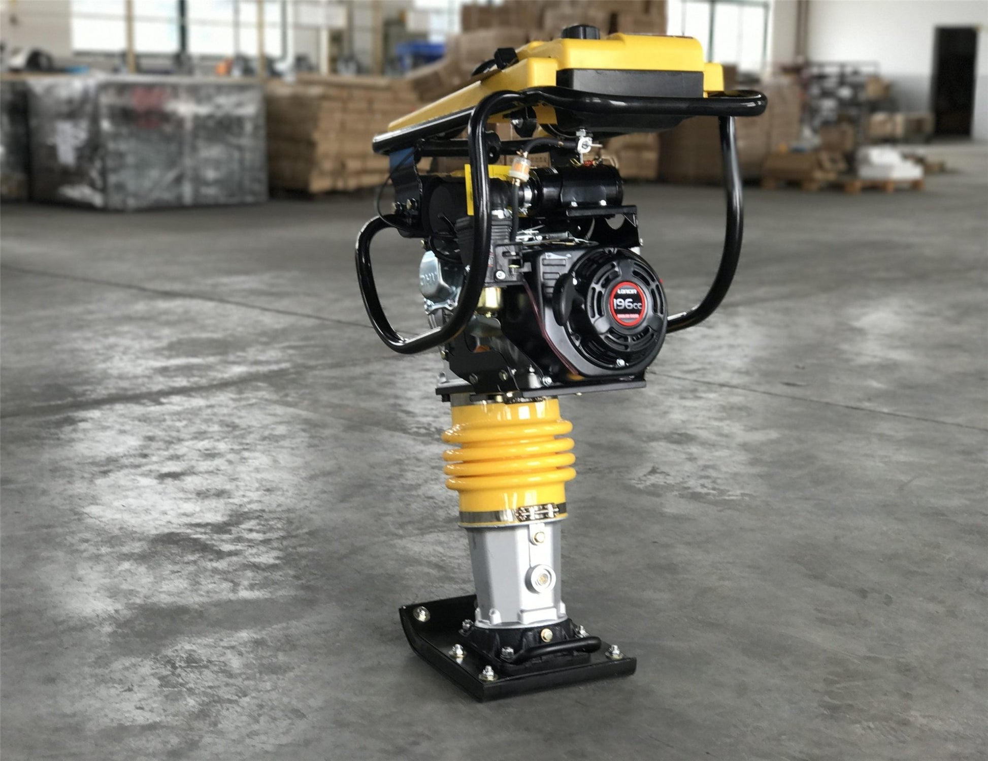 Loncin RM80 gas-powered tamping rammer front view

Yellow jumping jack compactor for soil and asphalt

Gas-powered construction compactor on job site

Loncin 6.5HP tamping rammer with impact foot

High-impact trench tamper machine for contractors