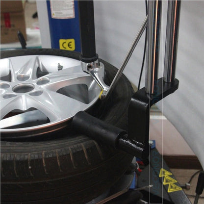 Universal helper arm for tire changer machines – TCHP21
Mountable tire changer arm with roller and guide
Professional tire changer helper arm installed on machine
TCHP21 accessory arm for semi-automatic tire changers