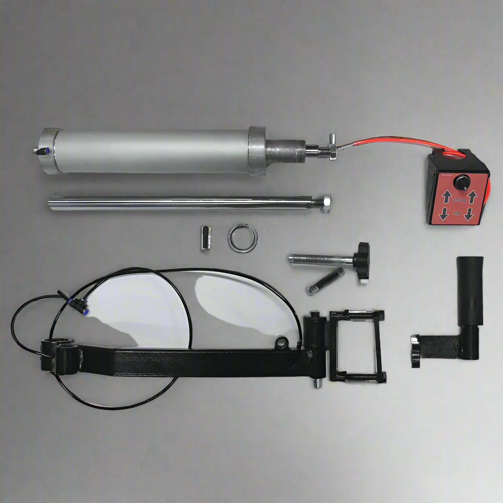 Universal helper arm for tire changer machines – TCHP21
Mountable tire changer arm with roller and guide
Professional tire changer helper arm installed on machine
TCHP21 accessory arm for semi-automatic tire changers