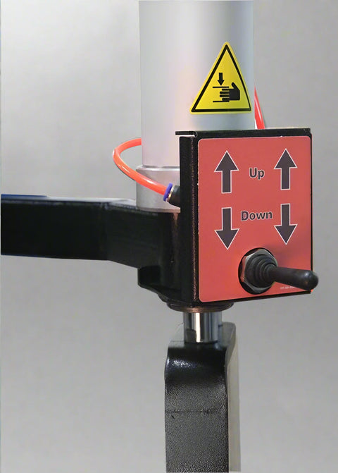 Universal helper arm for tire changer machines – TCHP21
Mountable tire changer arm with roller and guide
Professional tire changer helper arm installed on machine
TCHP21 accessory arm for semi-automatic tire changers