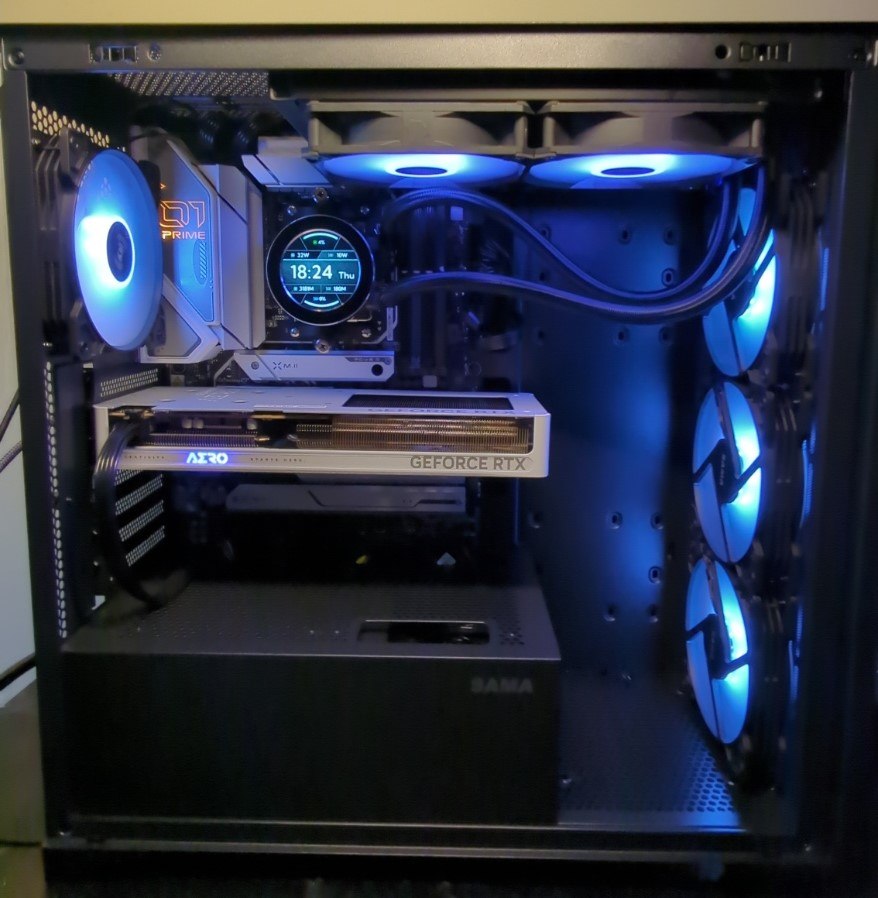 WienerWorks Ryzen 7 9700X Gaming PC – RTX 5060, 16GB DDR5, 2TB SSD