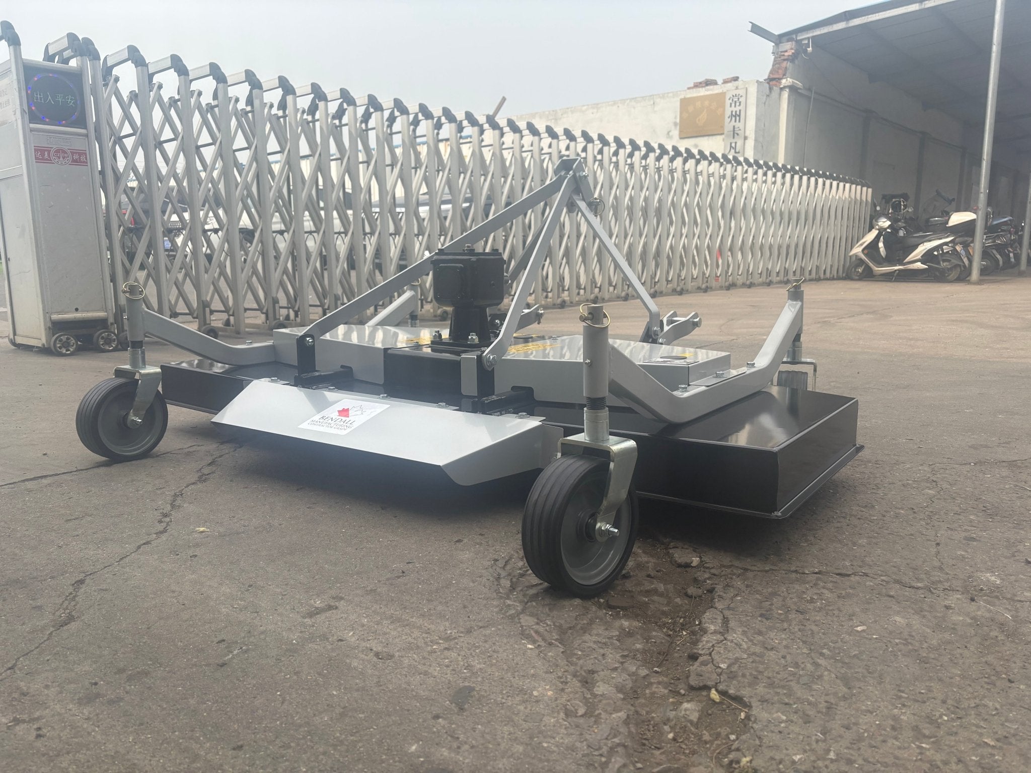 Rear Mount Flail Mower Medium Duty for Tractor 47 to 71 Inch Cutting Width FM Series - with 47