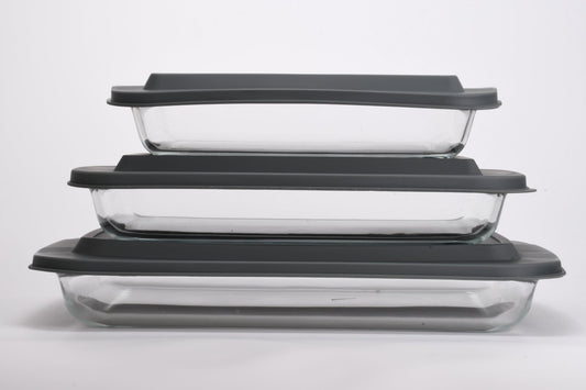 Rectangular Glass Plate Set with Grey Lids 3pc 1.6L / 2.2L / 3L 370002 - with | Sold by Uncle Wiener's Wholesale