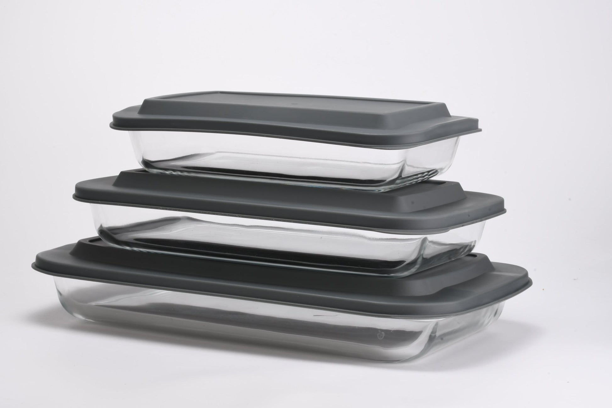 Rectangular Glass Plate Set with Grey Lids 3pc 1.6L / 2.2L / 3L 370002 - with | Sold by Uncle Wiener's Wholesale