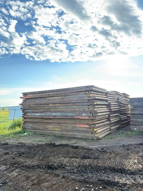 Rig Mats & Crane Mats – 20FT, 40FT, 8FT x 14FT – Regular Wear, Grade B, Grade C – Heavy - Duty Ground Protection for Construction & Oilfield - with | Sold by Uncle Wiener's Wholesale