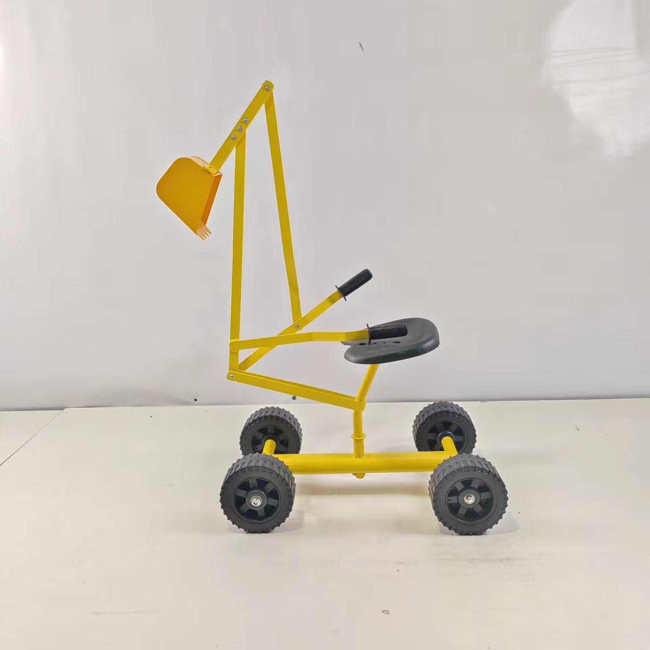Sandbox Excavator Toy Ride On Digging Toy 4 Wheels 50 Kg Capacity SBET45W - with | Sold by Uncle Wiener's Wholesale