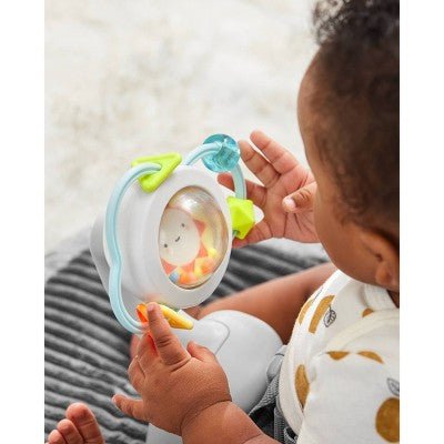 Skip Hop Baby Ergonomic Upright Activity Floor Seat with Toy - Gray. USED - with Dimensions (Overall): 12.85 Inches (H) x 21.75 Inches (W) x 16.25 Inches (D) | Sold by Uncle Wiener's Wholesale