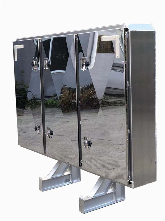 Smooth Aluminum Truck Headache Rack with 3 Built - In Storage Boxes – Heavy - Duty Polished Finish CG68803DSS - with | Sold by Uncle Wiener's Wholesale