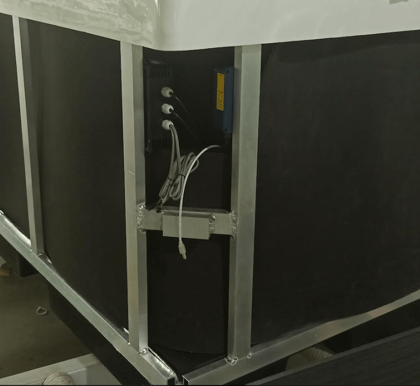 Internal mechanical system and pump unit for outdoor spa
