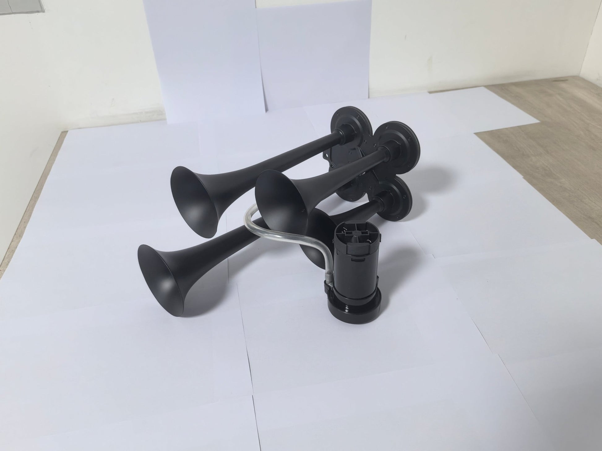 Truck Air Horn 180DB 4 Trumpet Train Horn Kit 12V With Compressor AH1804 - with | Sold by Uncle Wiener's Wholesale