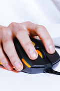 Unbreakable Gaming Souris de jeu filaire M - 1 : légère, haute performance – Capteur réglable jusqu'à 12 000 DPI – Forme ergonomique confortable et prise en main texturée – Gris acier avec LED et - with | Sold by Uncle Wiener's Wholesale